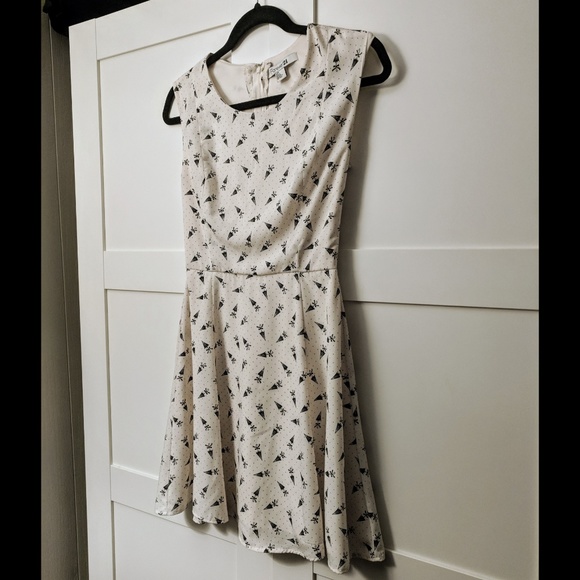 Forever 21 Umbrella Print Skater Dress 90s - Size Small - Picture 2 of 7